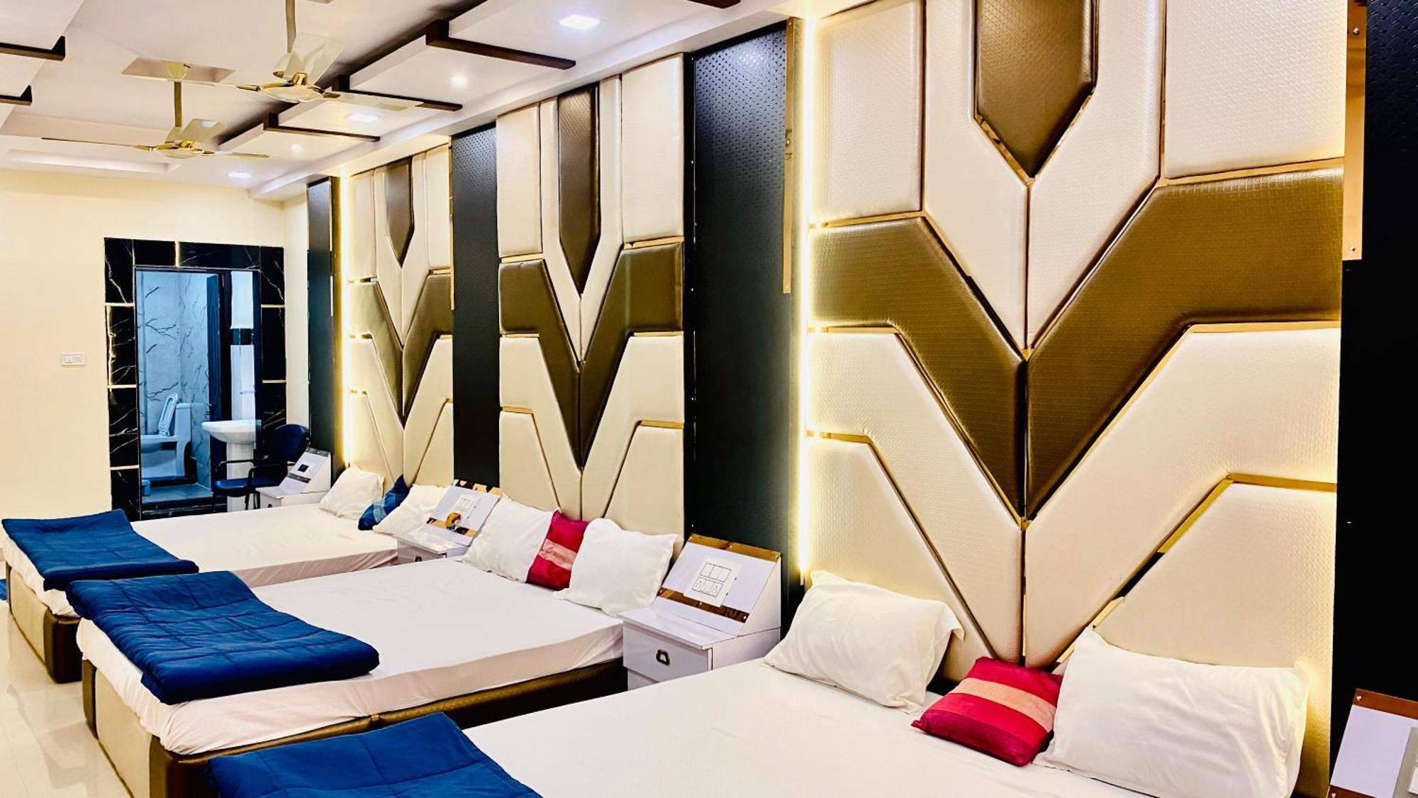 Hotel Mark Ujjain Zewnętrze zdjęcie