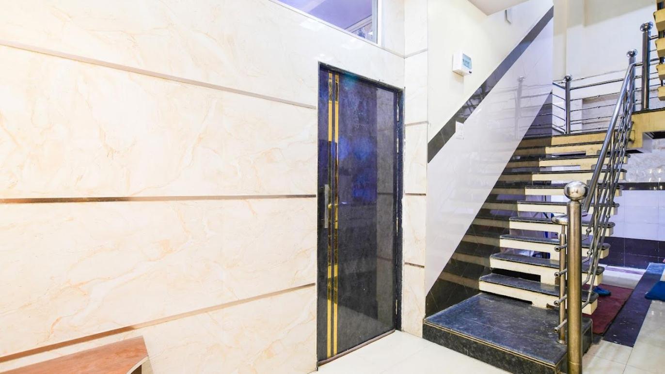 Hotel Mark Ujjain Zewnętrze zdjęcie